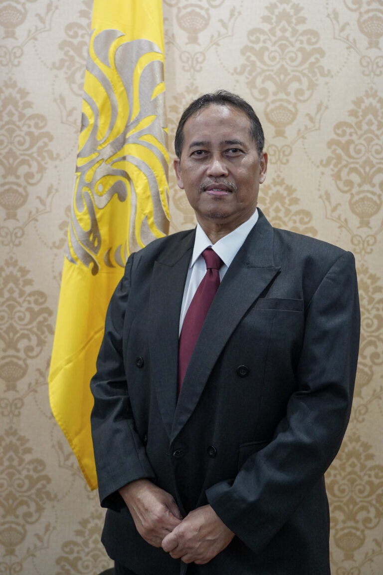 Dr. Drs. Triarko Nurlambang, M.A.